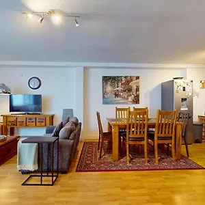 Apartment Bermondsey
